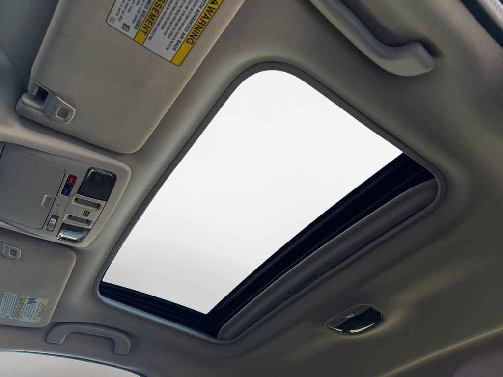 Used 2018 Subaru Outback 3.6R Touring image 31