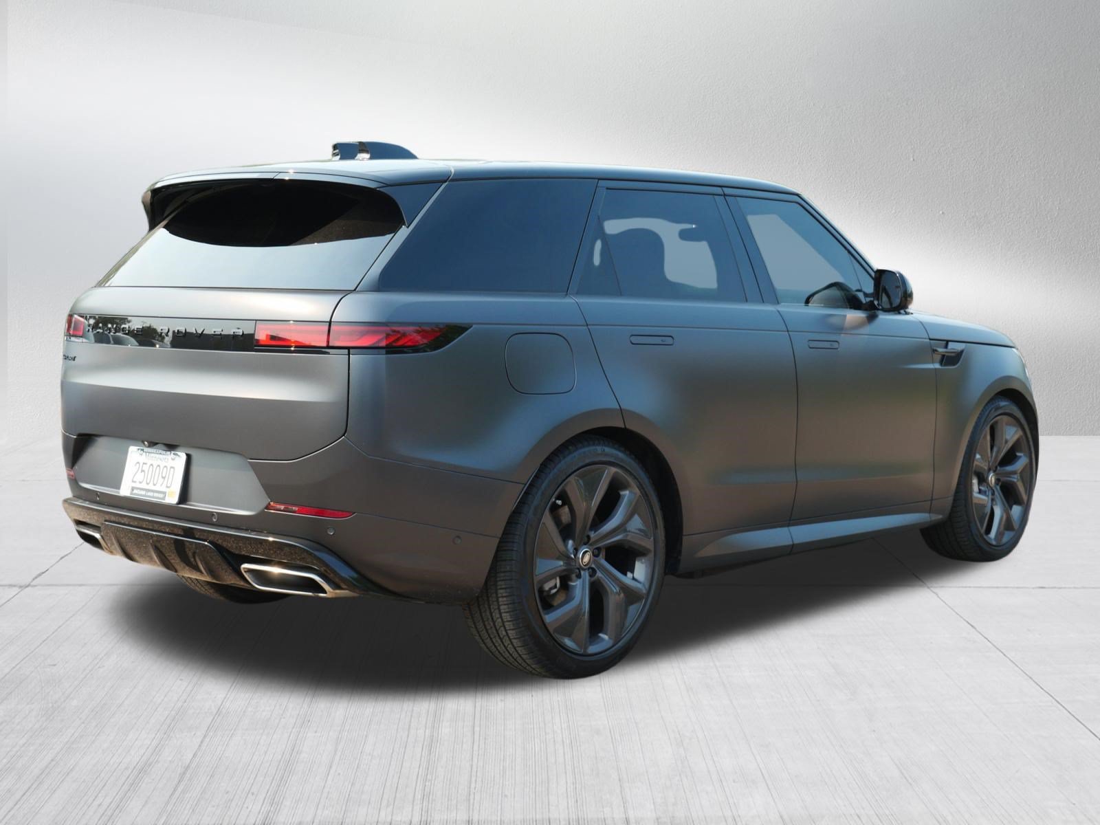 Certified 2025 Land Rover Range Rover Sport Dynamic SE AWD/4WD image 5