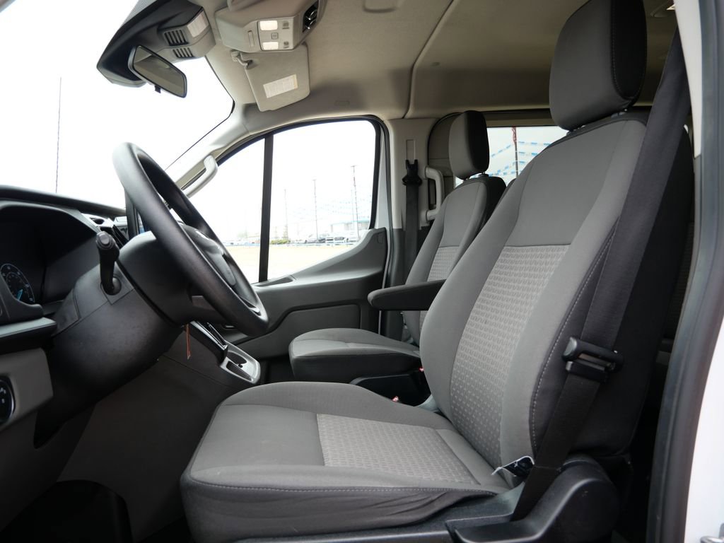 Used 2023 Ford Transit 350 XLT image 13