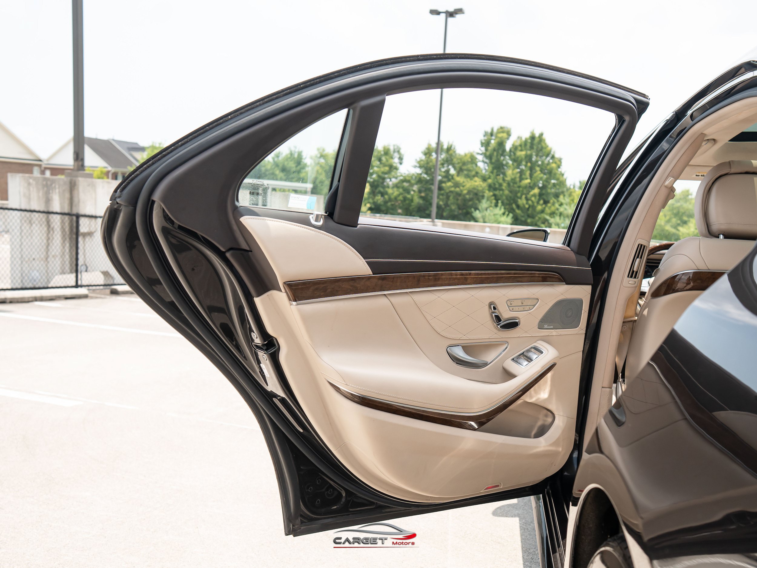 Used 2015 Mercedes-Benz S 550 4MATIC Sedan image 42
