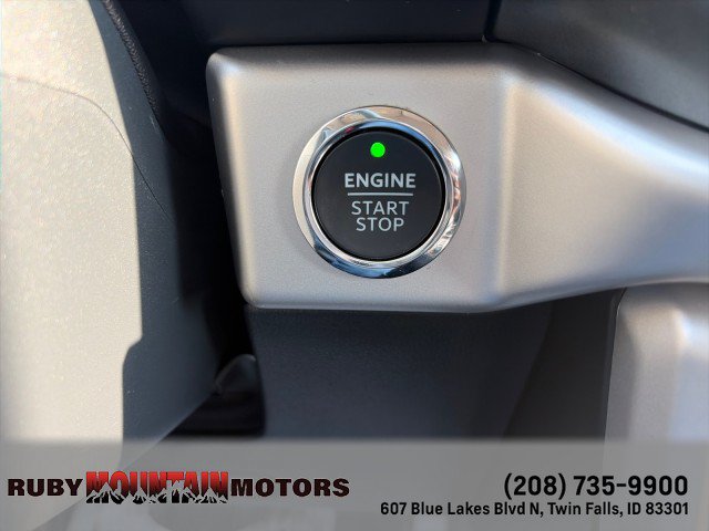 Used 2024 Ford Expedition XLT AWD/4WD image 18