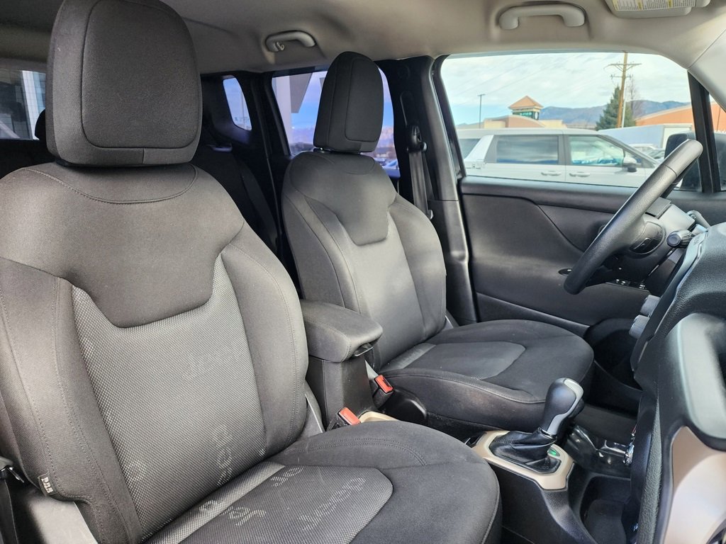 Used 2017 Jeep Renegade Sport w/ Power & Air Group image 14