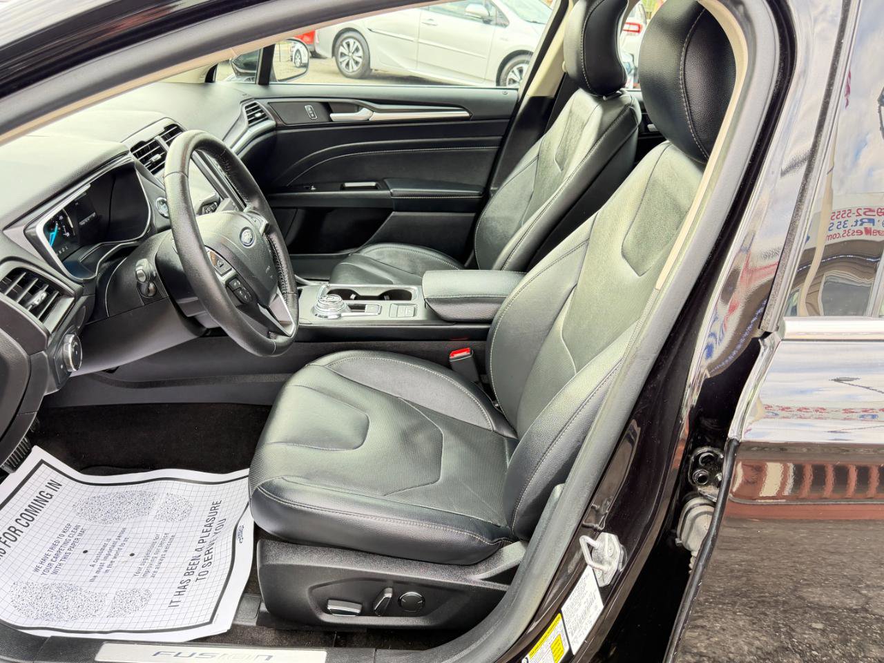 Used 2019 Ford Fusion Energi Titanium FWD image 12