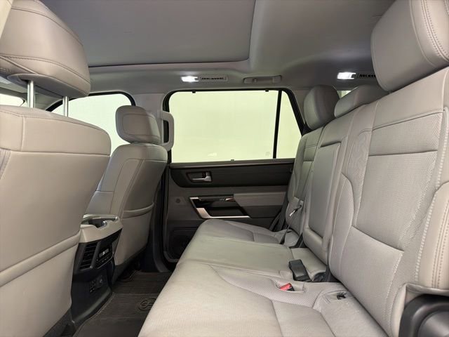 Used 2024 Toyota Sequoia Limited w/ TRD Off-Road Package AWD/4WD image 11