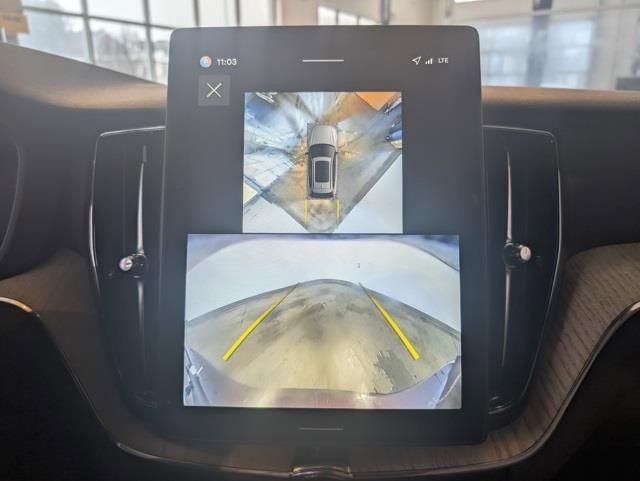 Used 2026 Volvo XC60 B5 Plus w/ Climate Package image 20