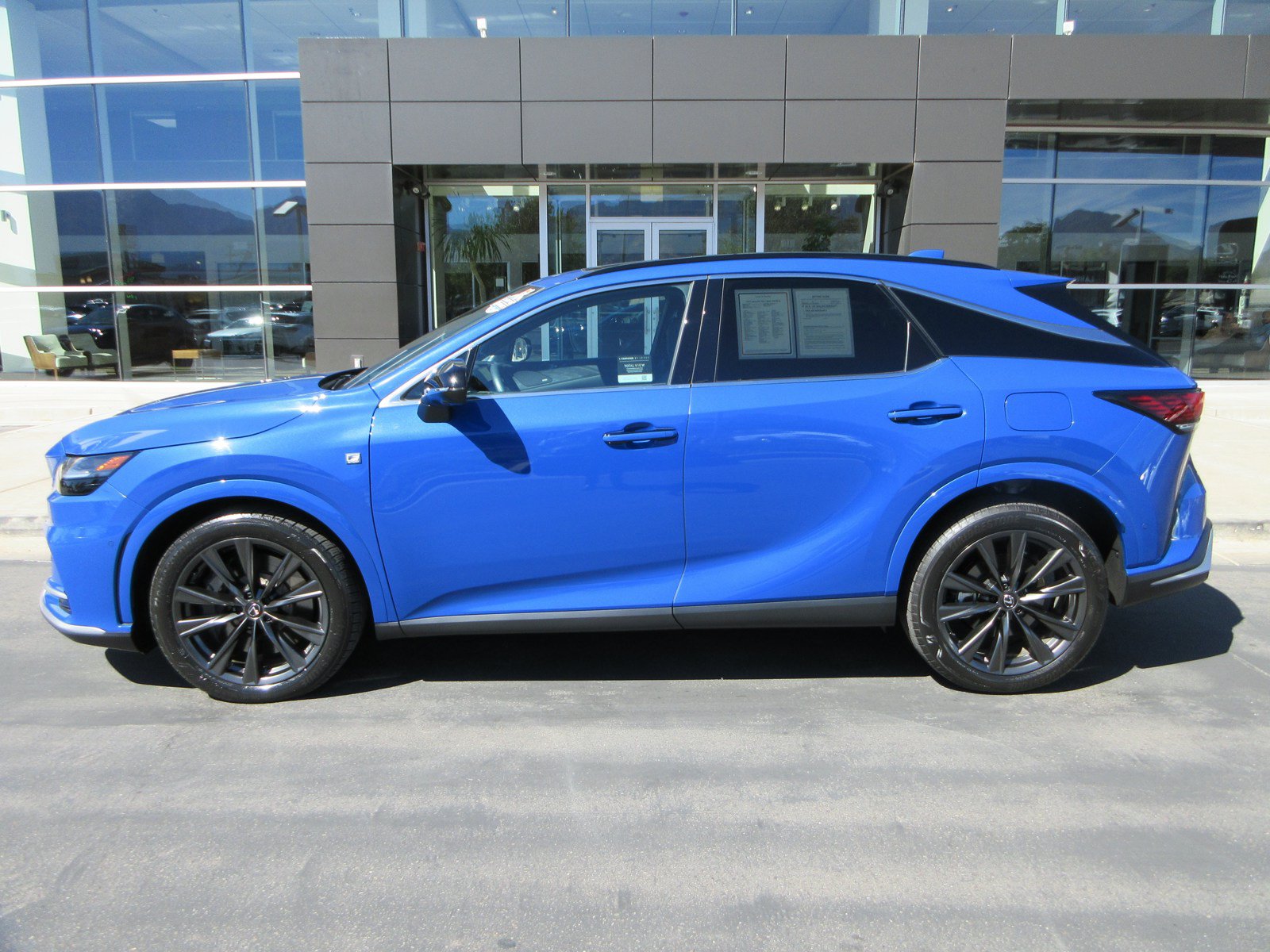 Used 2023 Lexus RX 350 F Sport w/ Cold Area Package AWD/4WD image 4