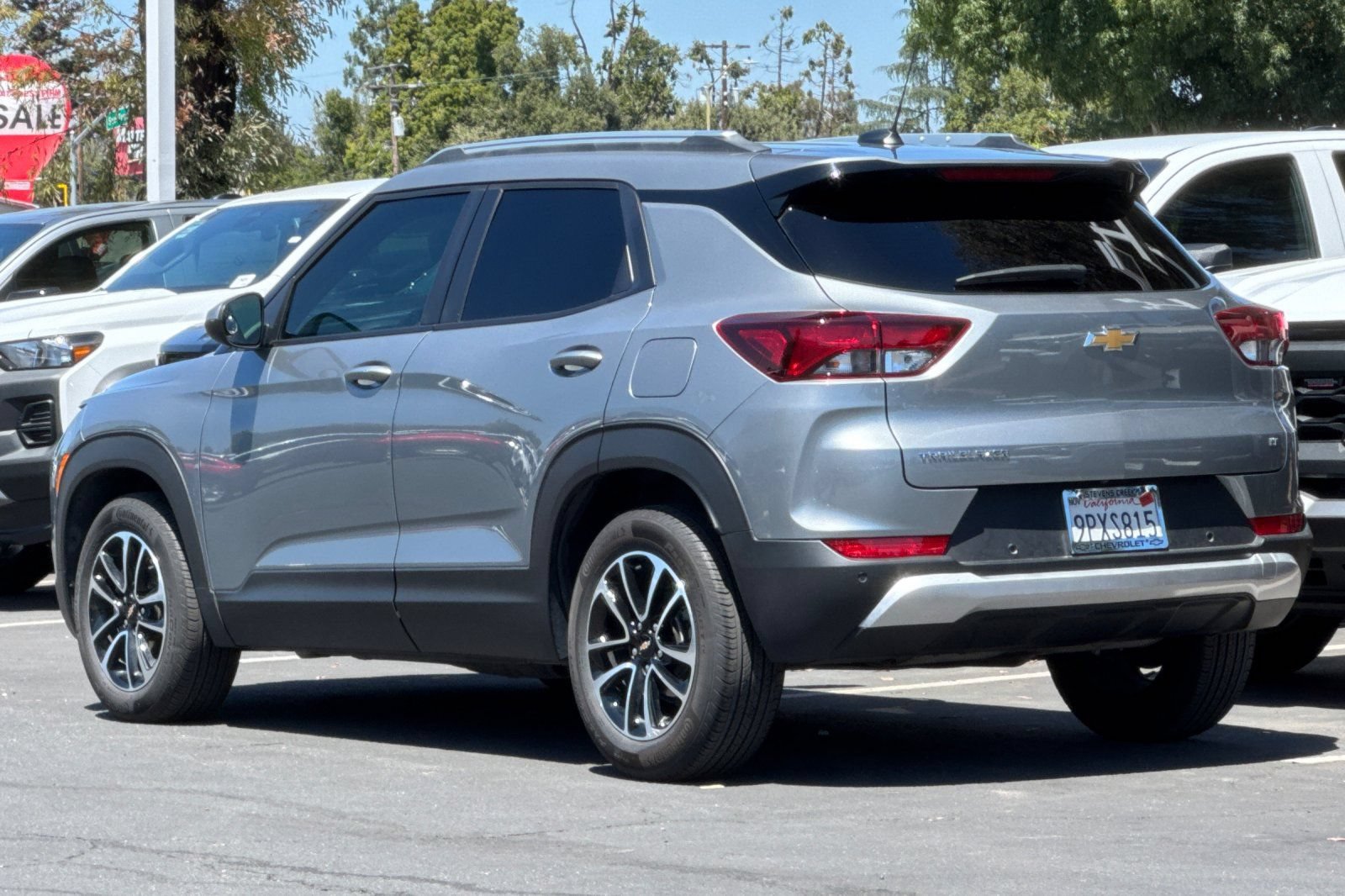 Used 2024 Chevrolet TrailBlazer LT w/ LT Cold Weather Package FWD image 7