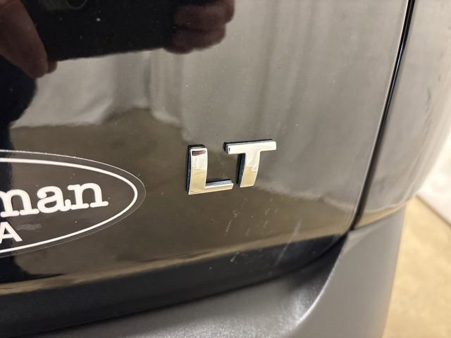 Used 2023 Chevrolet Traverse LT w/ LPO, Floor Liner Package image 14