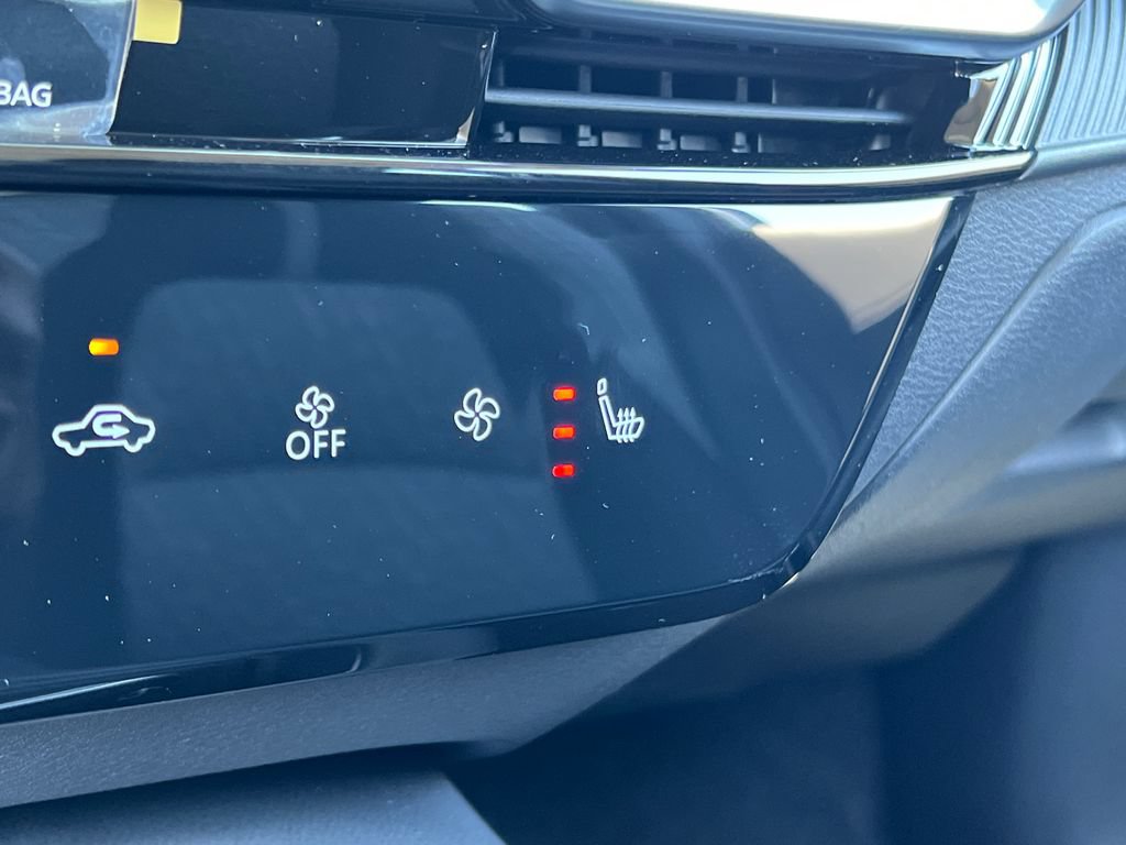 New 2026 Nissan Sentra SV w/ SV Convenience Package FWD image 26