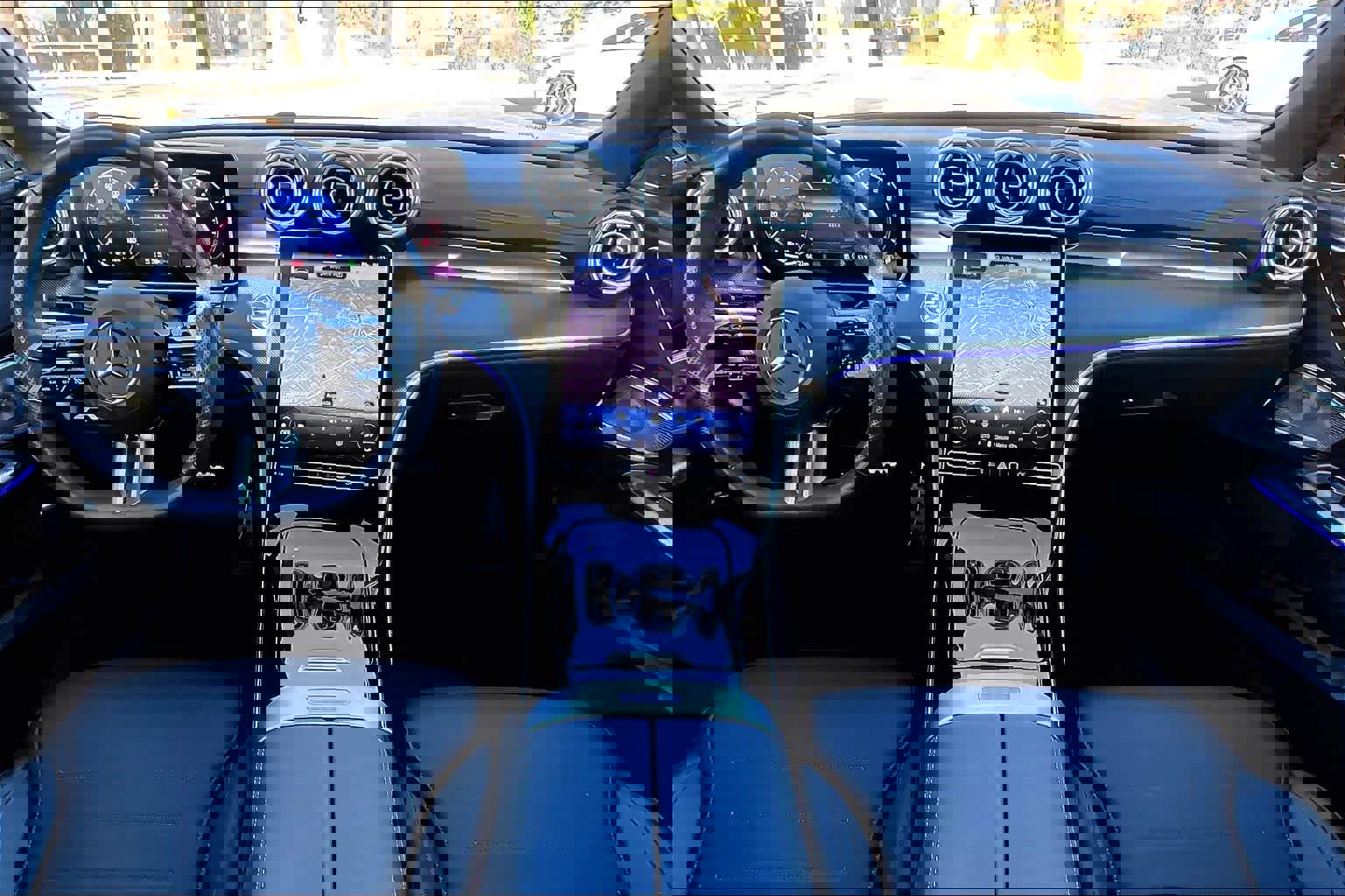 Used 2025 Mercedes-Benz C 300 Sedan image 16