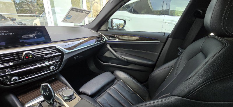 Used 2018 BMW 540i image 21