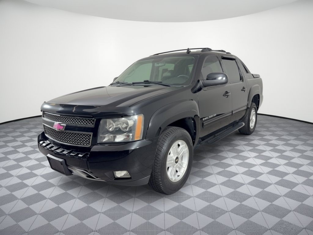 Used 2011 Chevrolet Avalanche LT w/ Luxury Package
