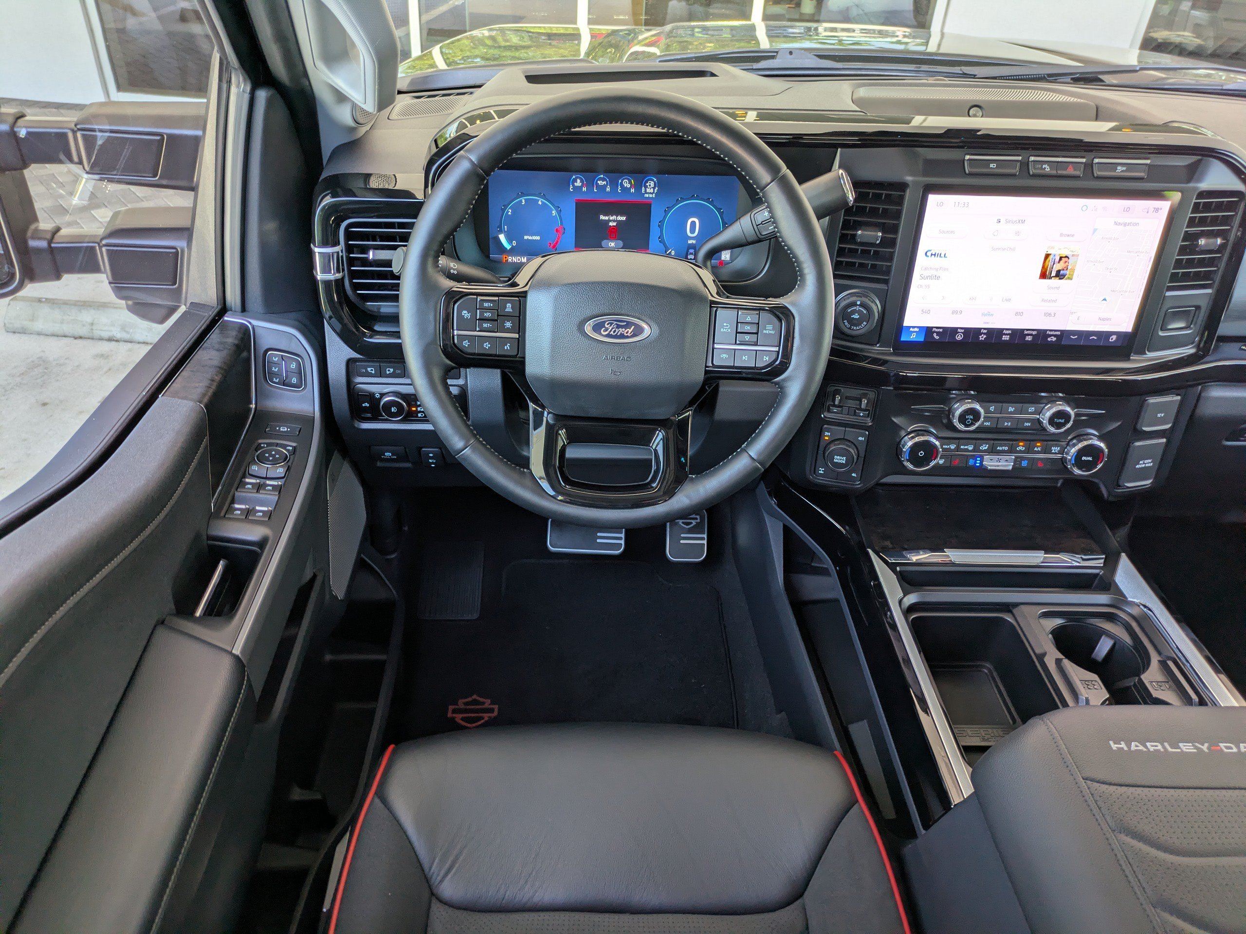 Used 2024 Ford F250 Lariat w/ Lariat Ultimate Package AWD/4WD image 21