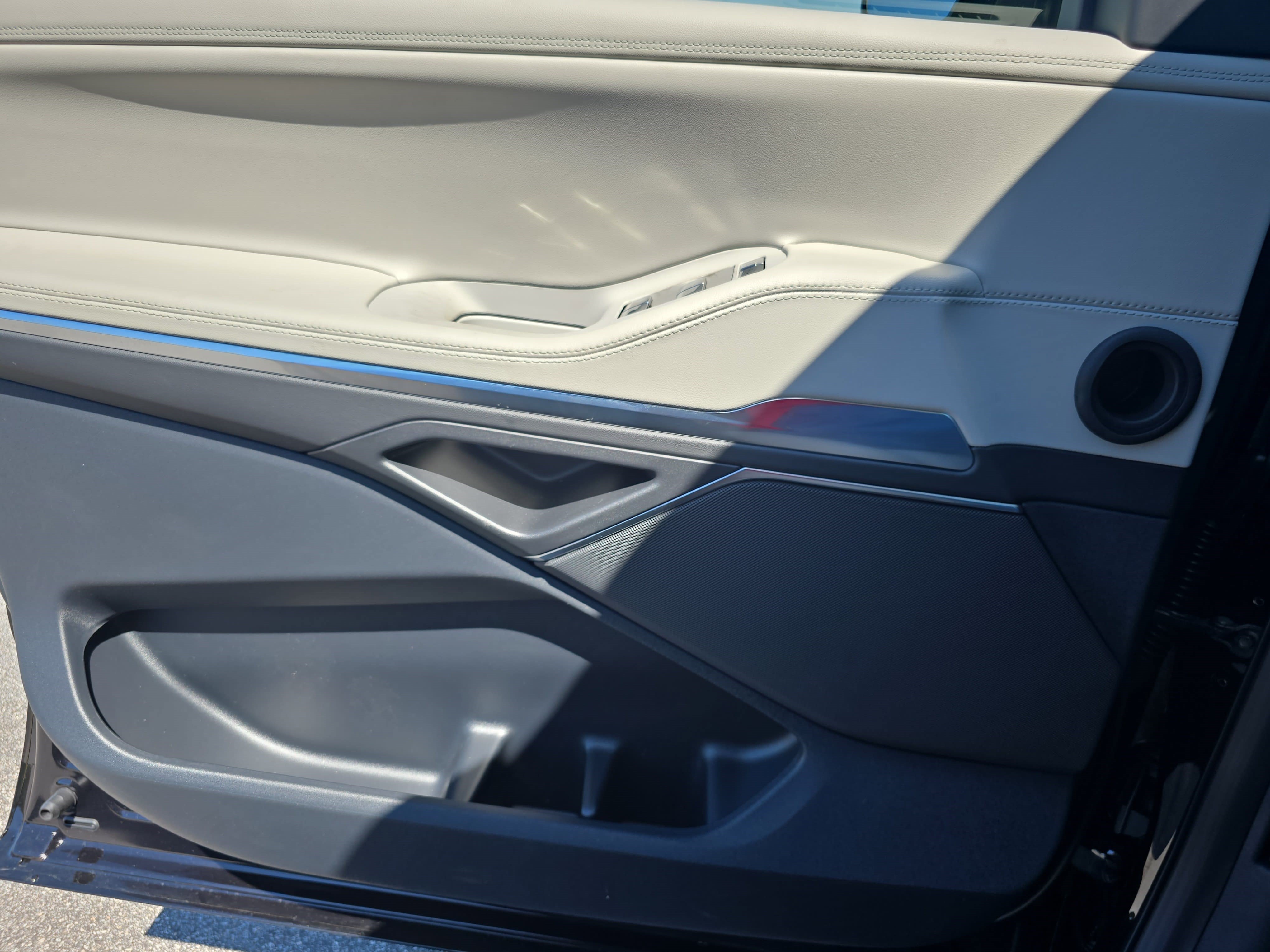 New 2026 Lincoln Navigator Premiere AWD/4WD image 26