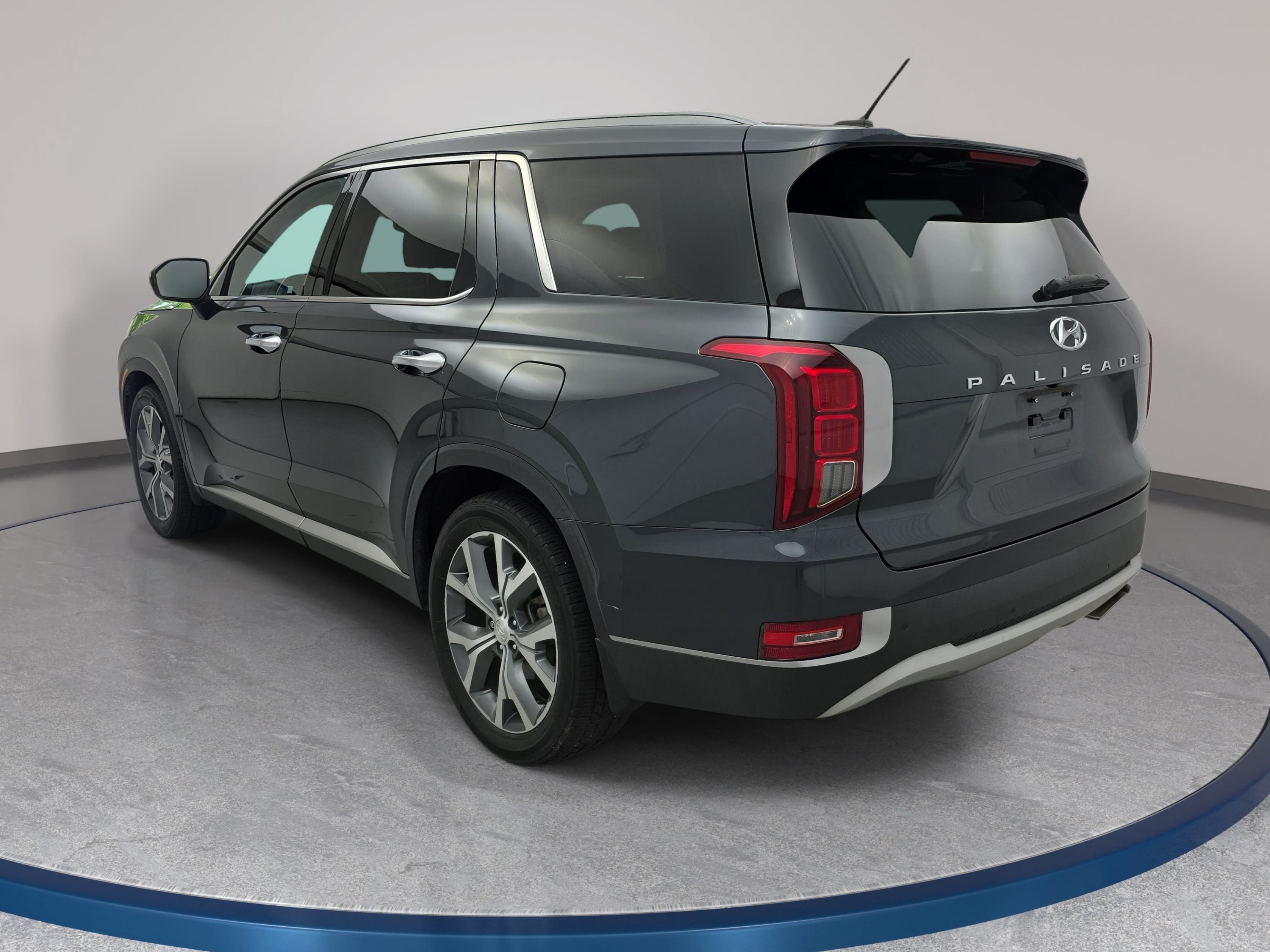 Used 2020 Hyundai Palisade SEL w/ Premium Package FWD image 7