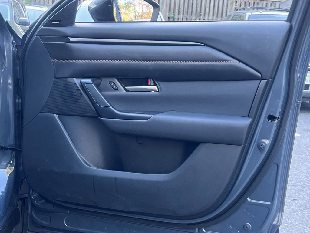 Used 2025 MAZDA CX-50 AWD 2.5 Hybrid w/ Premium Pkg image 10
