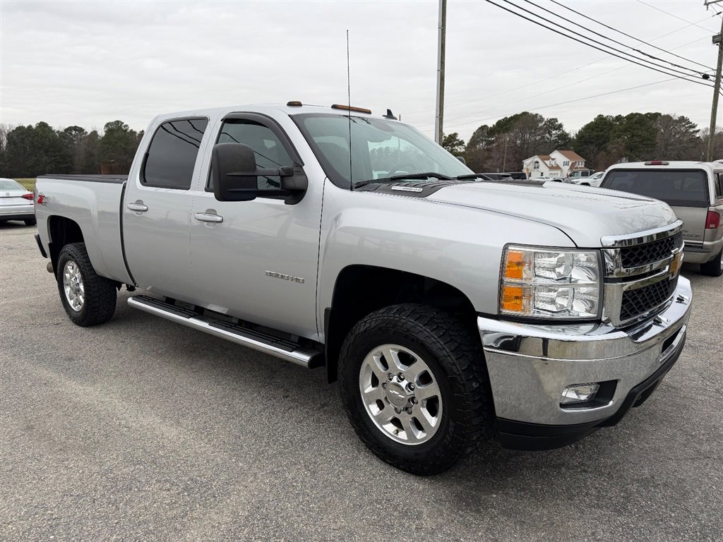 Used 2014 Chevrolet Silverado 3500 LTZ w/ LTZ Plus Package image 7