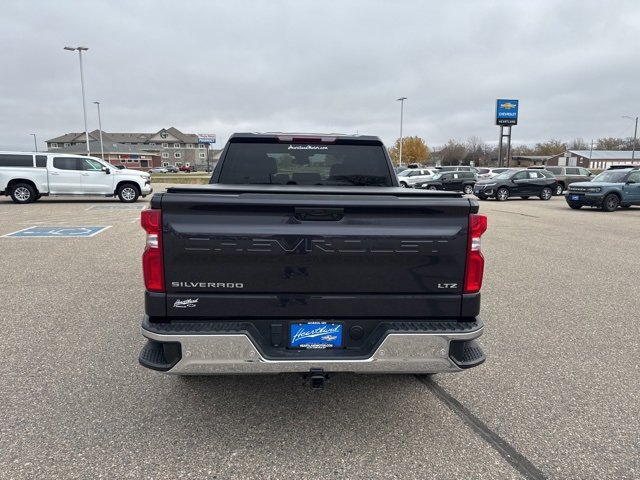 Used 2022 Chevrolet Silverado 1500 LTZ image 6