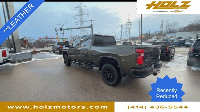 Certified 2022 Chevrolet Silverado 2500 High Country w/ LPO, Dark Essentials Package image 7