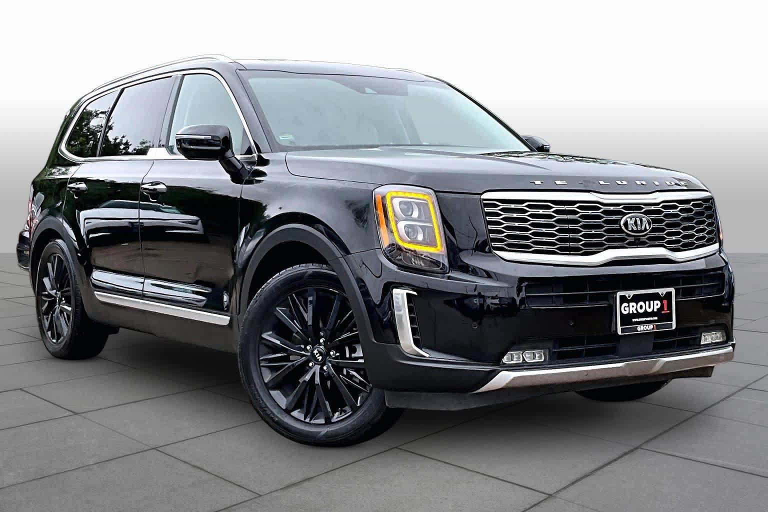 Used 2020 Kia Telluride SX w/ Towing Package FWD image 3
