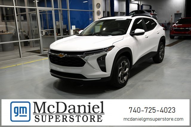 New 2026 GMC Canyon Elevation w/ Convenience Package