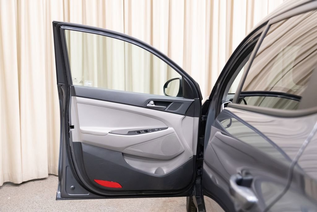 Used 2018 Hyundai Tucson SEL image 8