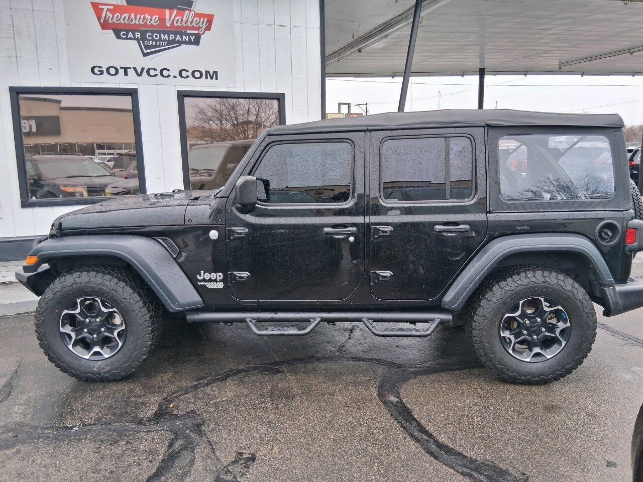 Used 2018 Jeep Wrangler Unlimited Sport image 4