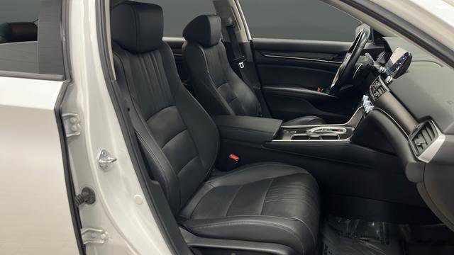Used 2021 Honda Accord Touring image 25