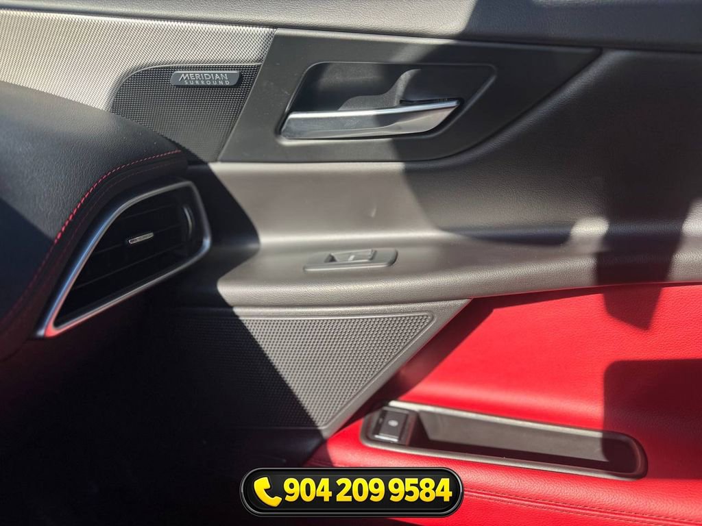 Used 2018 Jaguar XE S image 13
