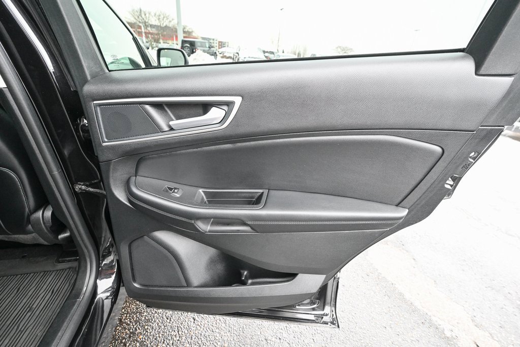 Certified 2024 Ford Edge SEL w/ Convenience Package image 30