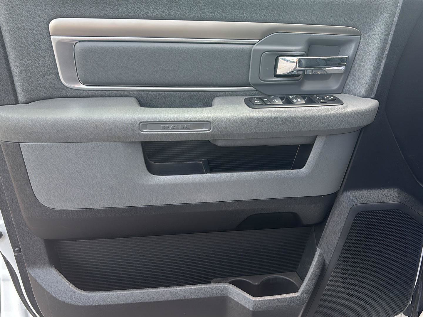 Used 2016 RAM 1500 Outdoorsman AWD/4WD image 4