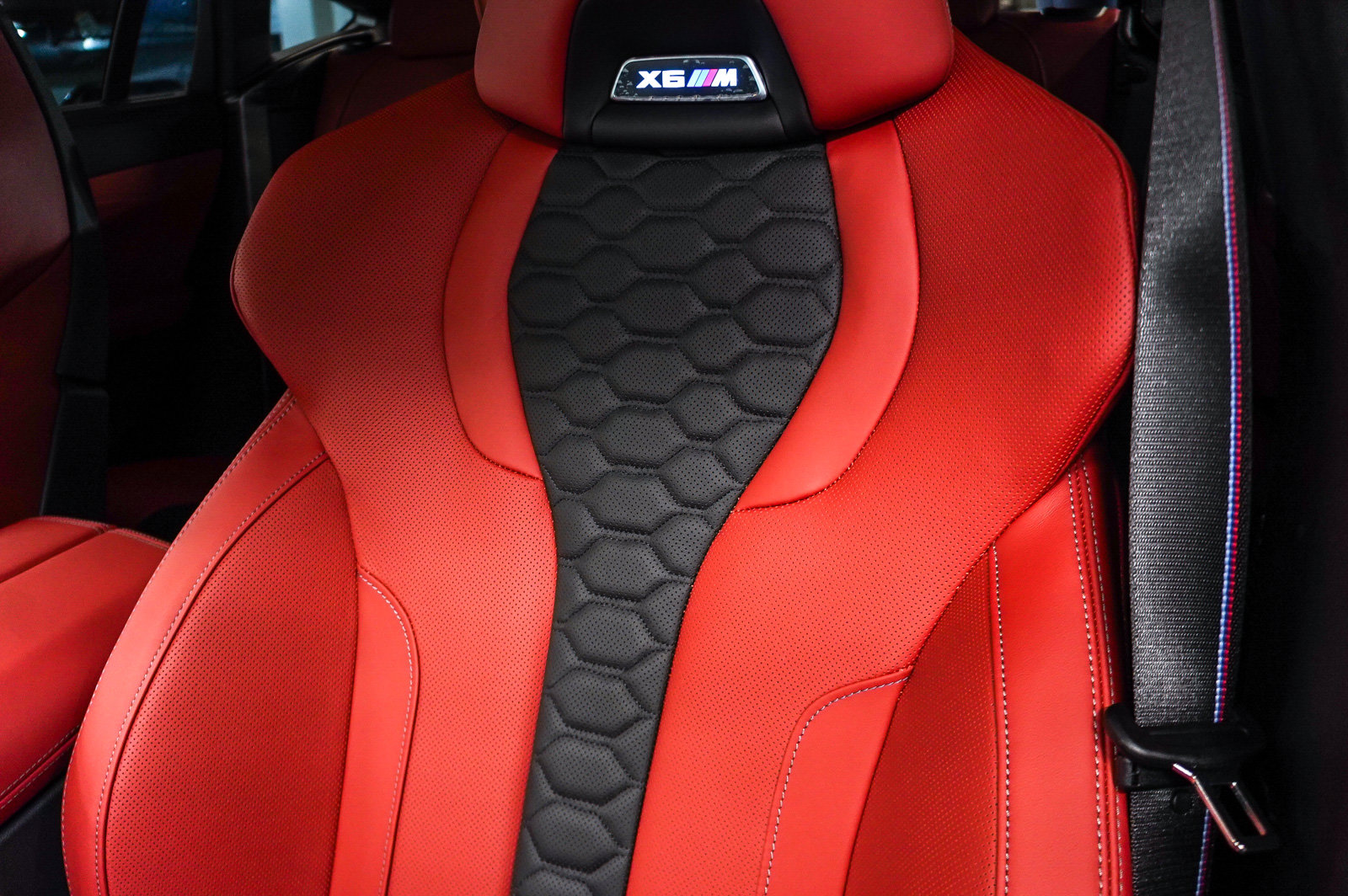 New 2027 BMW X6 M Competition w/ Executive Package AWD/4WD image 28