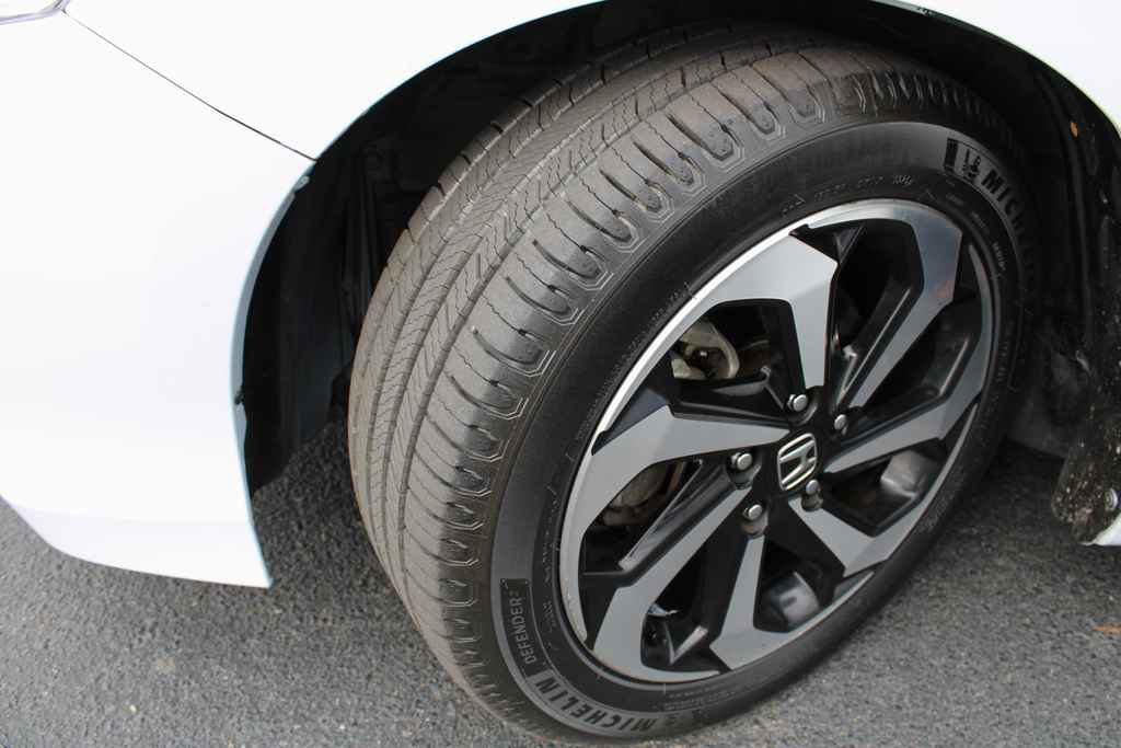 Used 2017 Honda Accord EX-L image 19