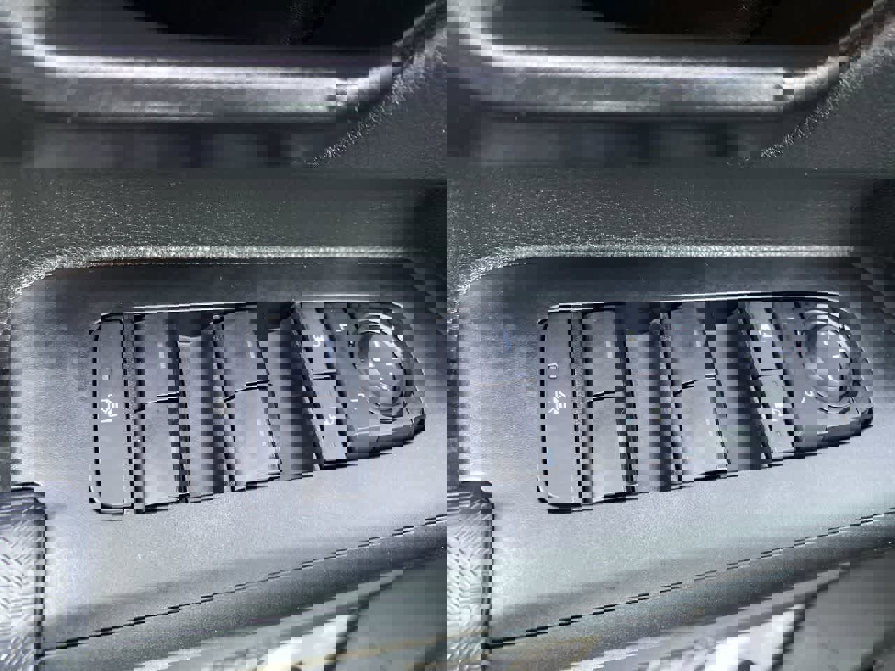 Certified 2024 Toyota Tacoma SR5 AWD/4WD image 26