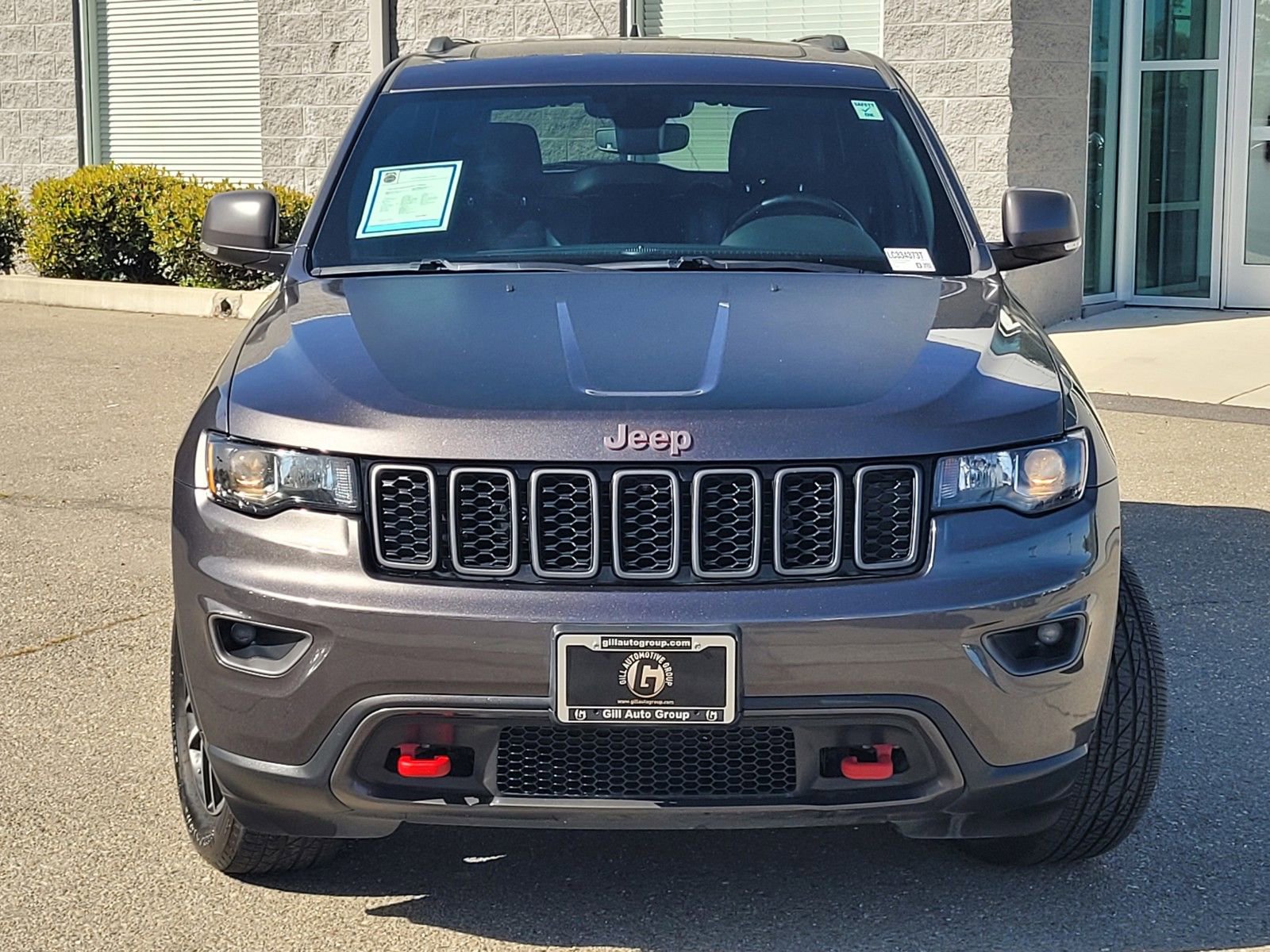 Used 2020 Jeep Grand Cherokee Trailhawk image 2