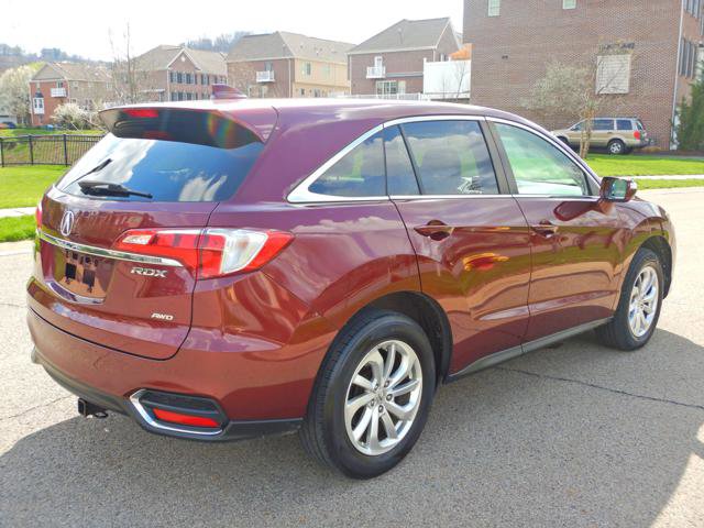 Used 2017 Acura RDX AWD image 4