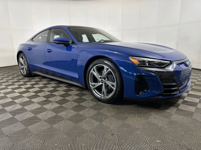 Used 2024 Audi e-tron GT Prestige w/ Prestige Package image 2