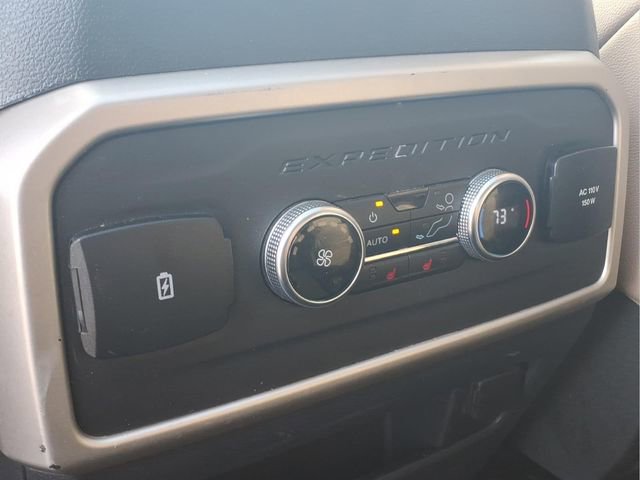 Used 2023 Ford Expedition Limited image 22