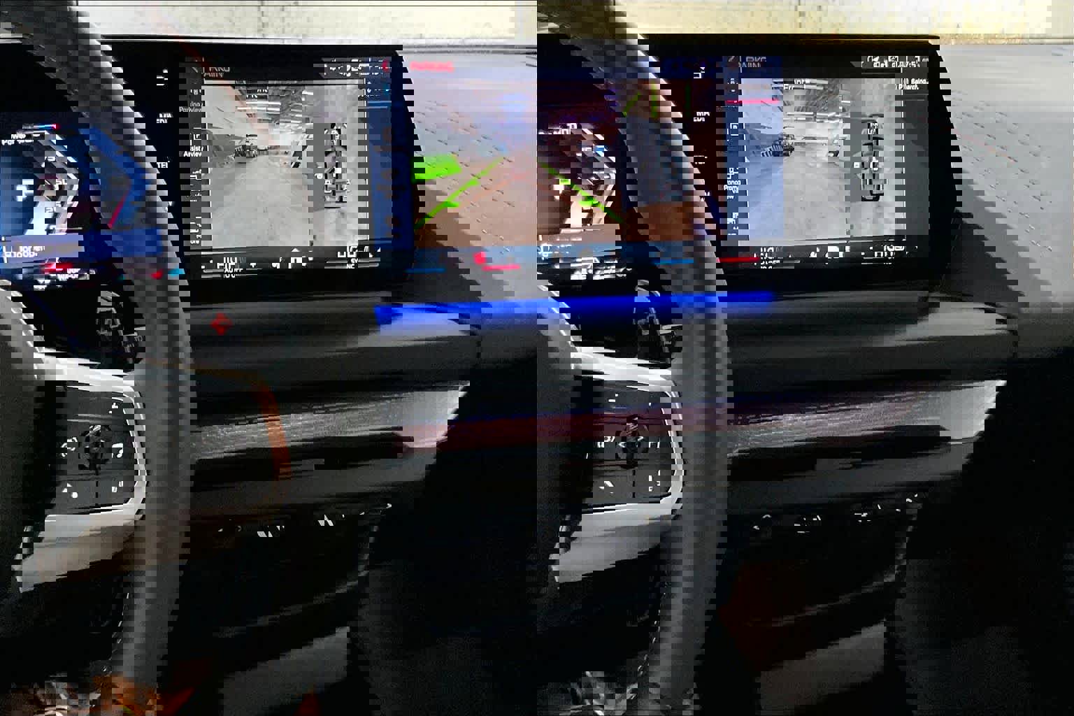 Used 2025 BMW M235i xDrive w/ Technology Package image 9