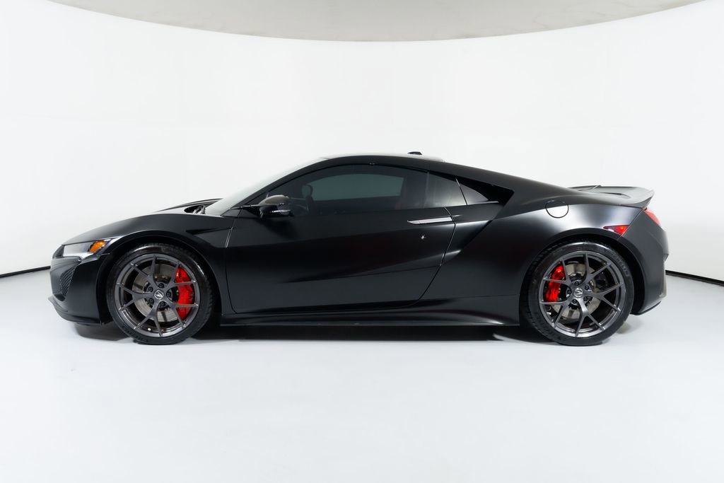 Used 2020 Acura NSX image 2