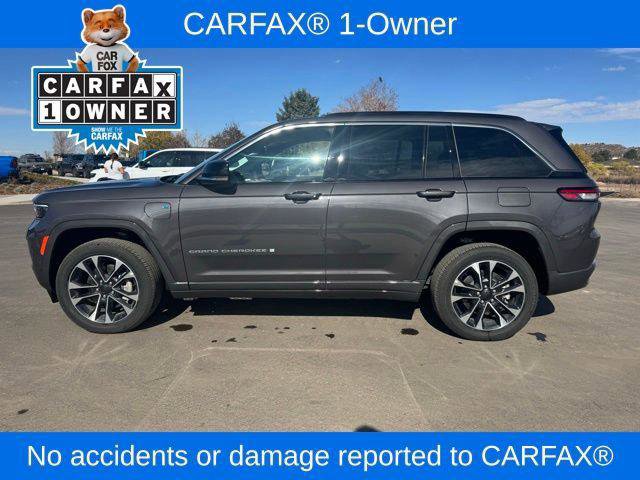 Certified 2025 Jeep Grand Cherokee Overland AWD/4WD image 2