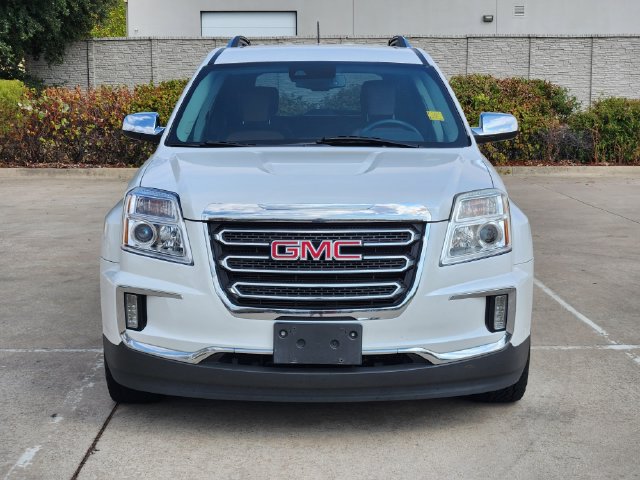 Used 2017 GMC Terrain SLT w/ Driver Alert Package I FWD image 2