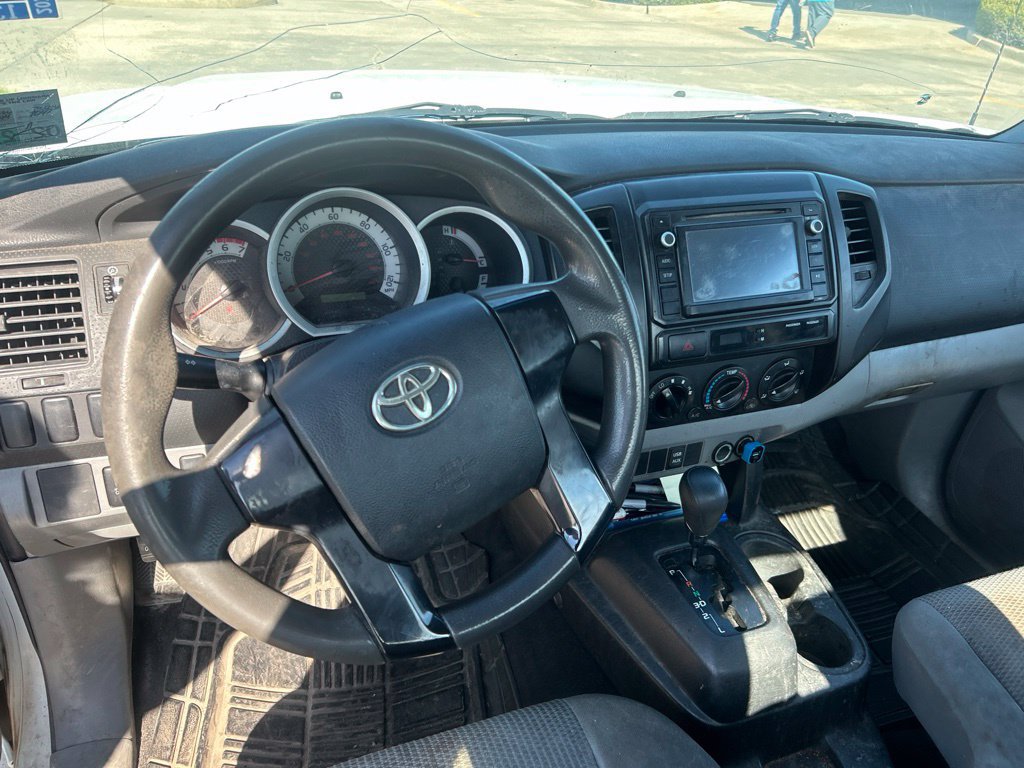 Used 2014 Toyota Tacoma 2WD Regular Cab image 12