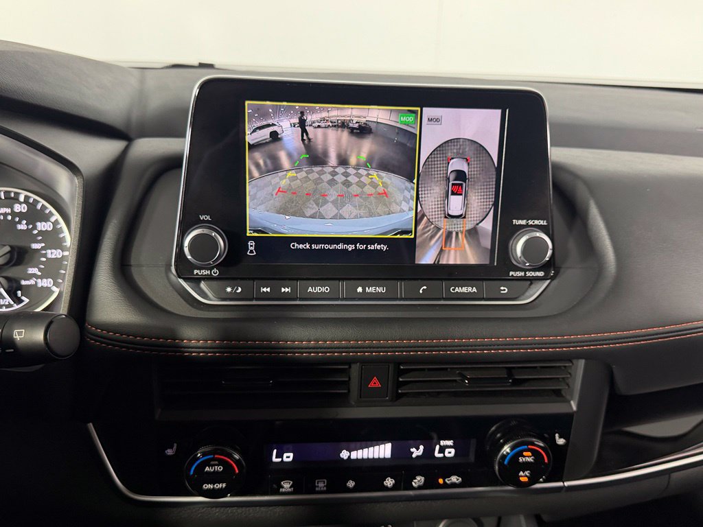 Used 2026 Nissan Rogue SV AWD/4WD image 17