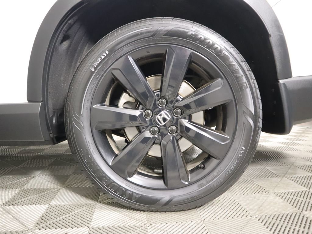 Used 2025 Honda Pilot Black Edition image 31