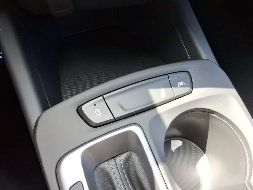 New 2026 Chevrolet Trax LS FWD image 31