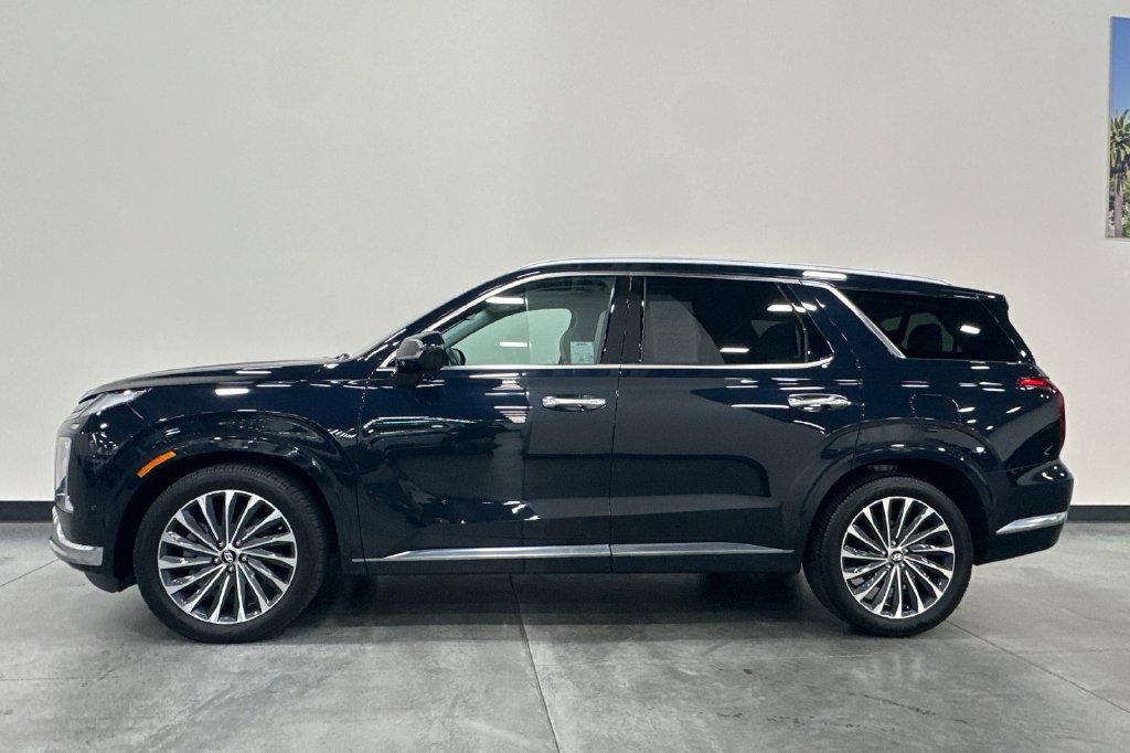 Used 2023 Hyundai Palisade Calligraphy AWD/4WD image 7