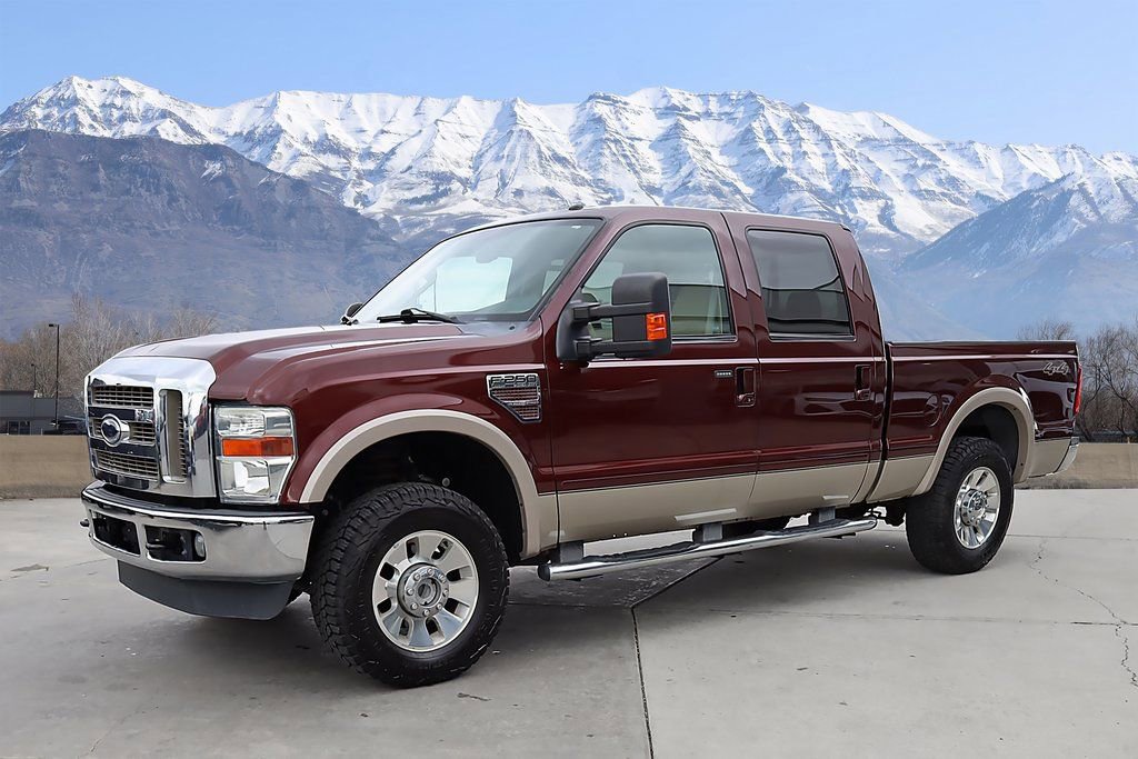 Used 2010 Ford F250 Lariat AWD/4WD image 2