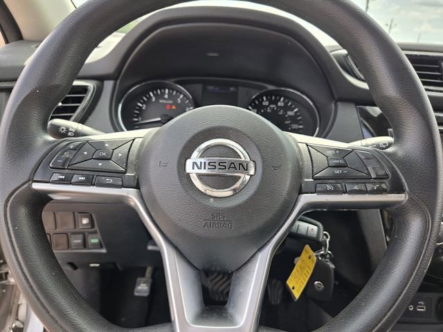 Used 2018 Nissan Rogue S image 19