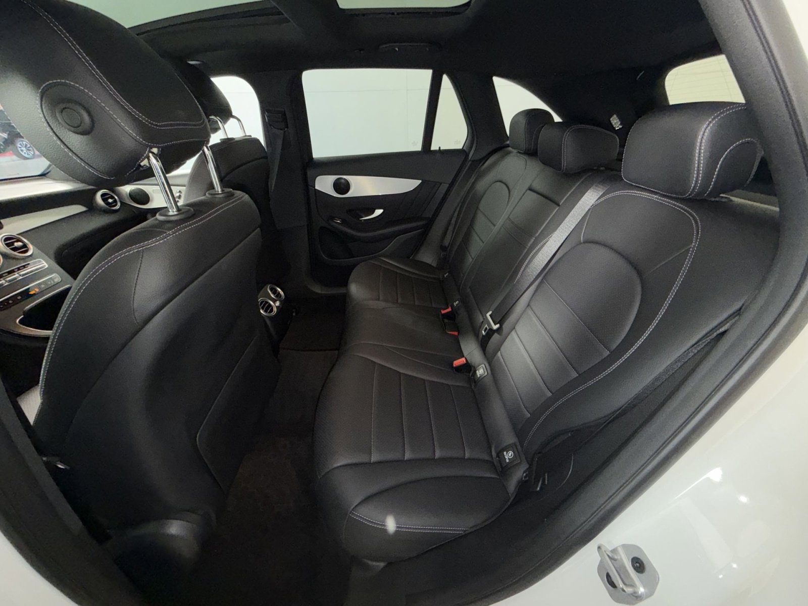 Used 2022 Mercedes-Benz GLC 300 GLC 300 image 24